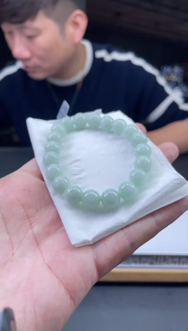 未镶嵌定制翡翠用****4-102845-多样性/发其一