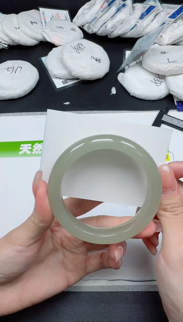 未镶嵌手镯石英质玉0269-5758