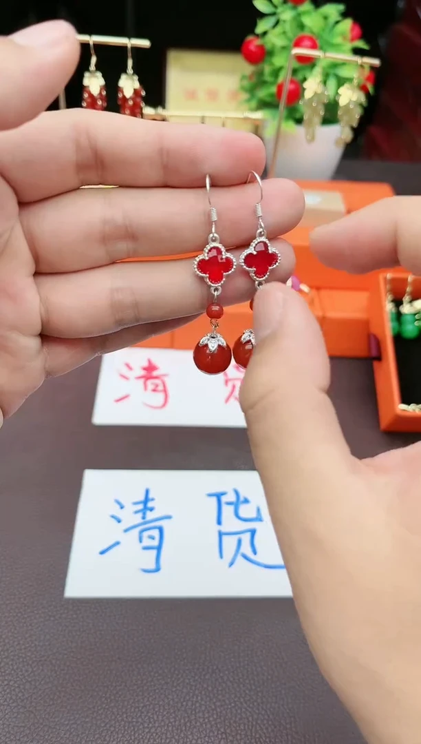 南红玛瑙银S925镶嵌耳饰233000