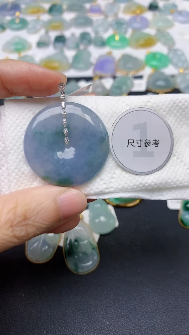 翡翠18K金镶嵌颈饰天然缅甸A货翡翠