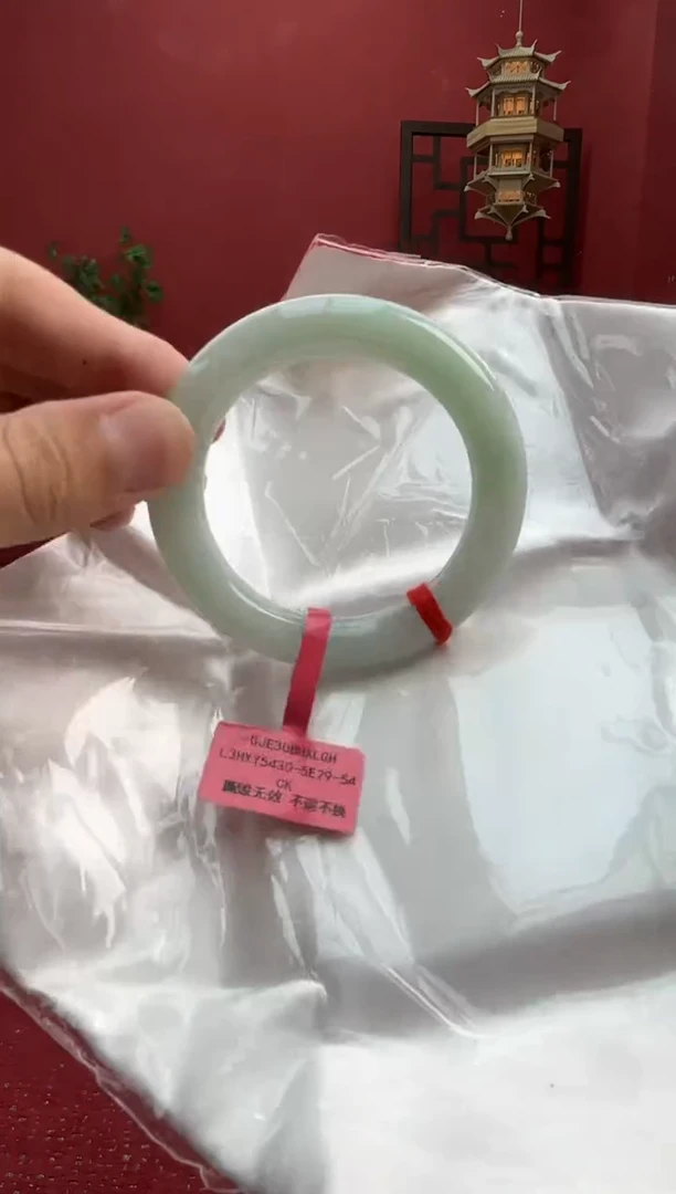 未镶嵌手镯（圆镯）翡翠翡翠手镯3