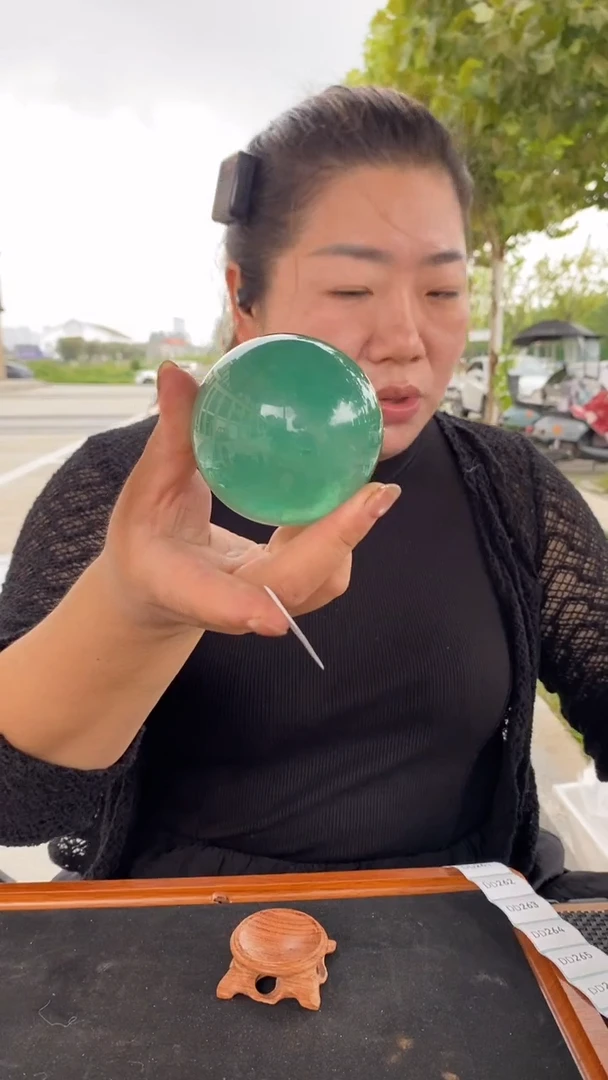 未镶嵌球萤石萤石球D259