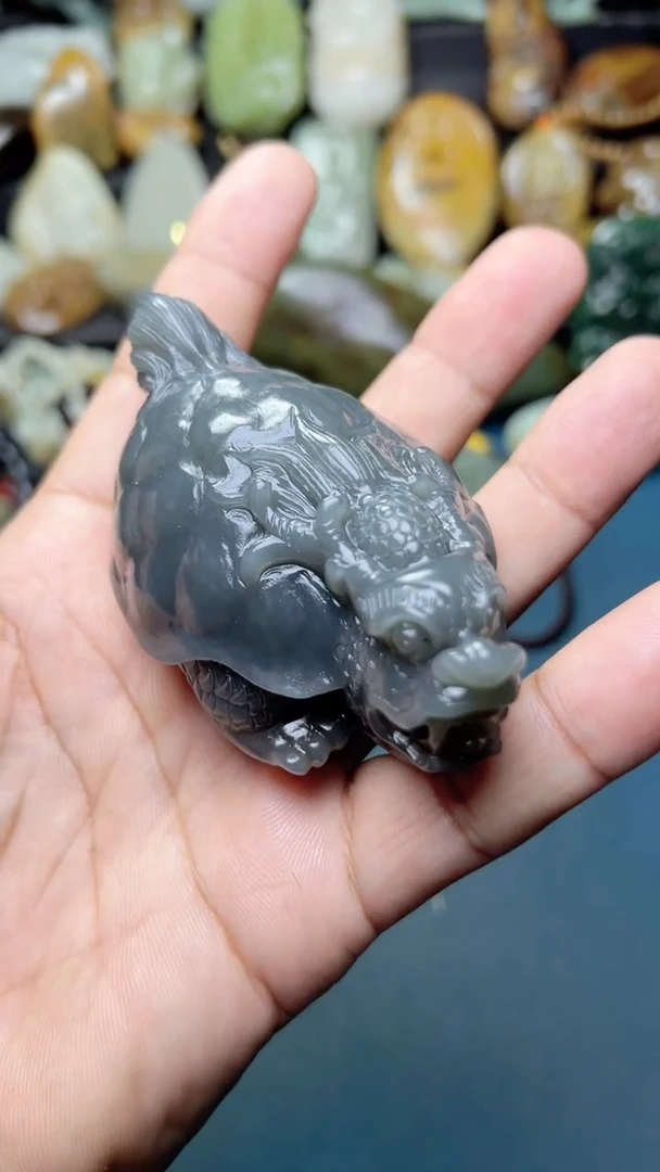 未镶嵌和田玉把件-