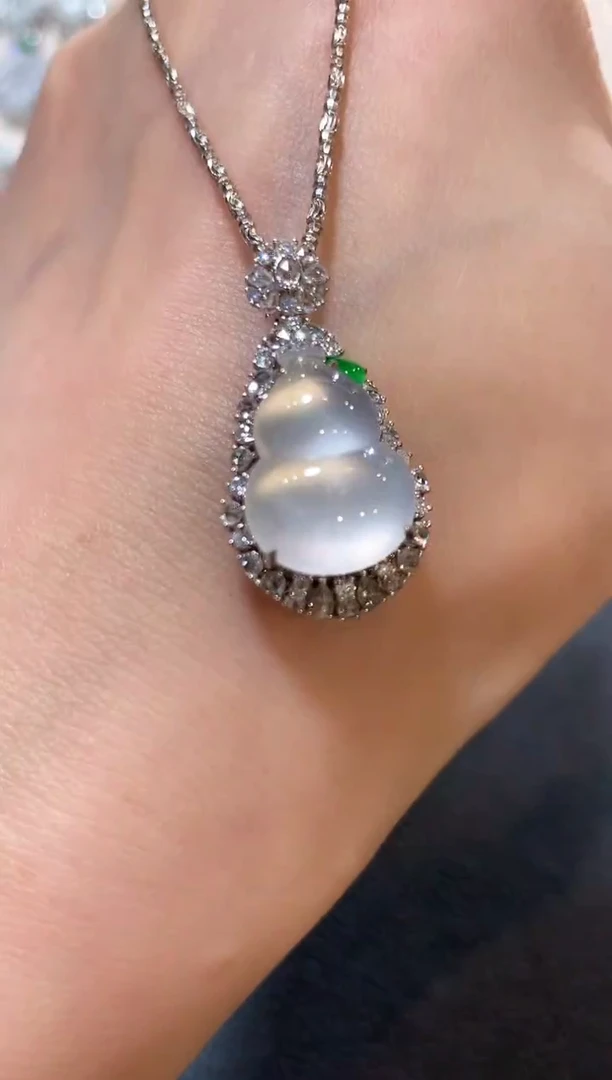 吊坠(不含链)18K金镶嵌翡翠n64