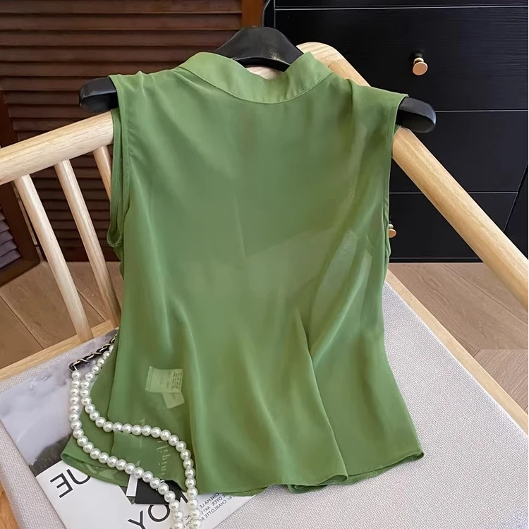 法式洋气设计感亚麻上衣2025年新款夏季气质绿色棉麻衬衫休闲小衫