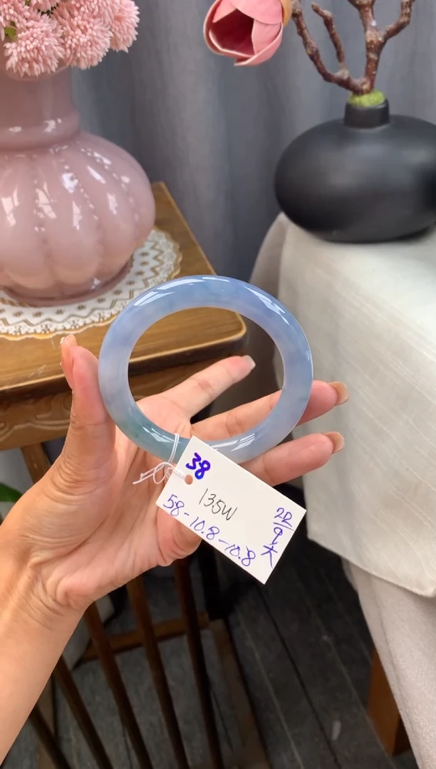 未镶嵌手镯翡翠手镯