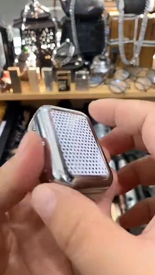 瓷片闪购商品  如图所示