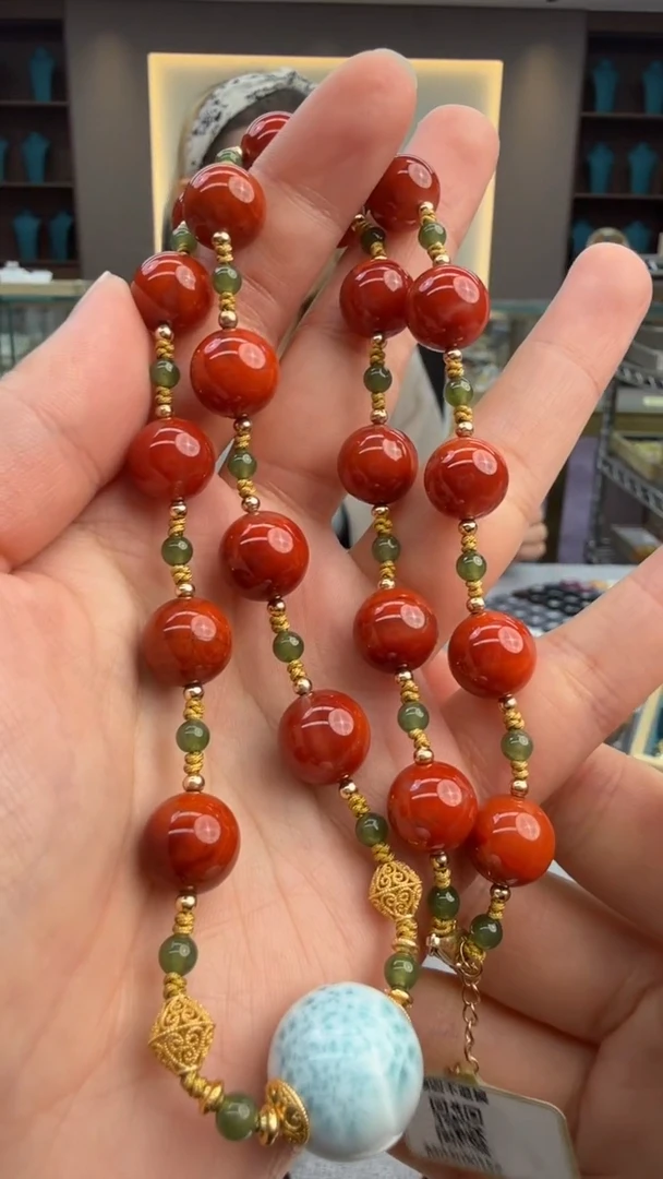 颈饰未镶嵌南红玛瑙269秒拍号 假一罚三