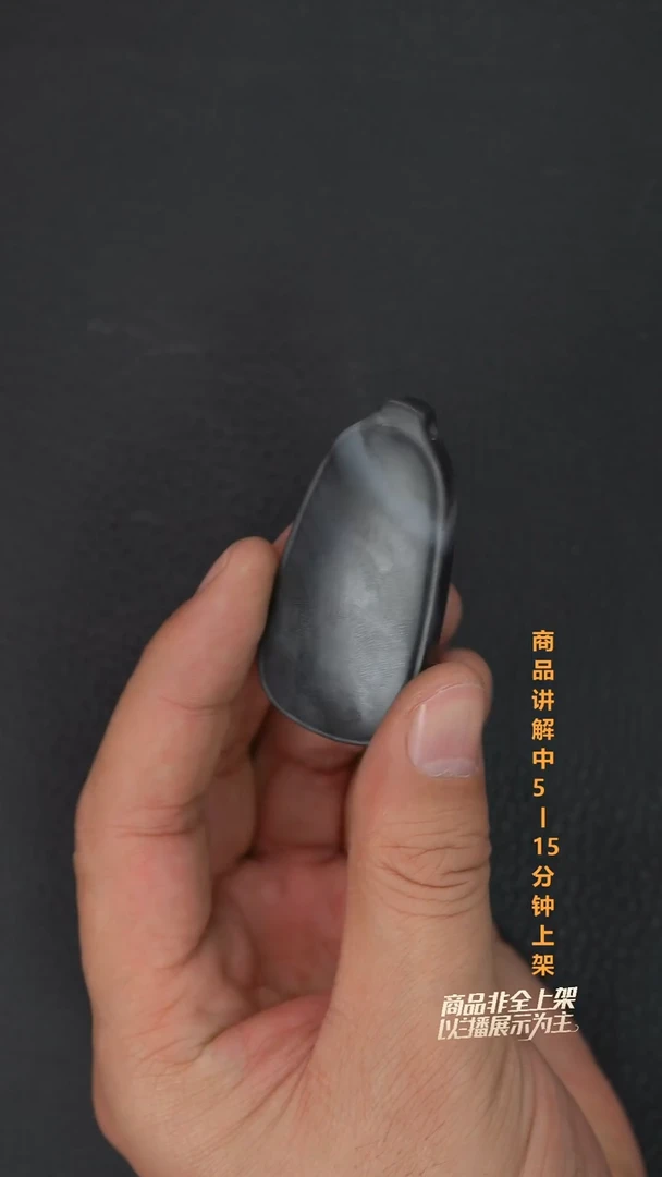 吊坠(不含链)未镶嵌和田玉董*一个