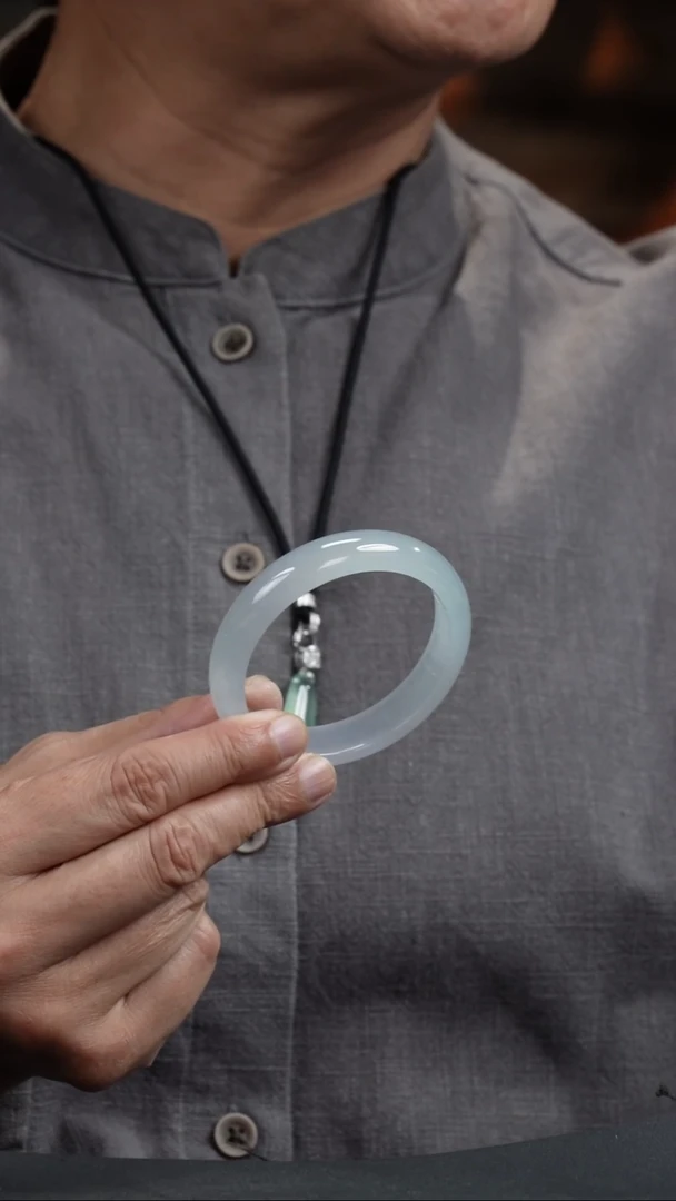 未镶嵌手镯翡翠111·