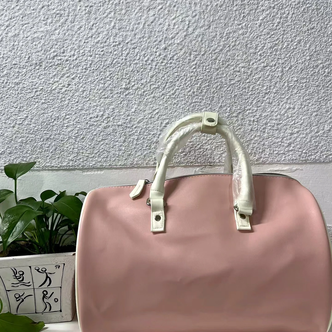 小c小e化妆包（粉色手提旅行袋）