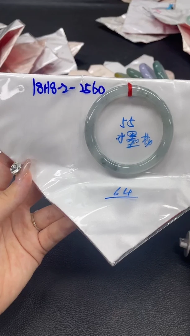 未镶嵌手镯翡翠翡翠手镯
