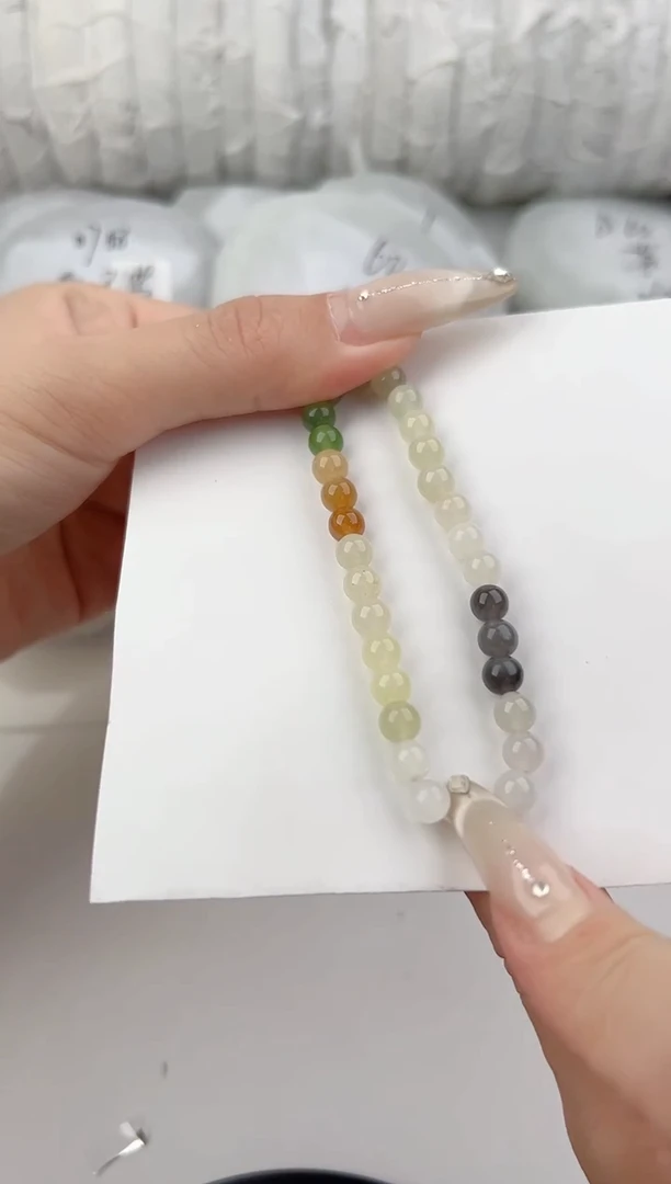 手链未镶嵌和田玉1颜色微差无瑕疵