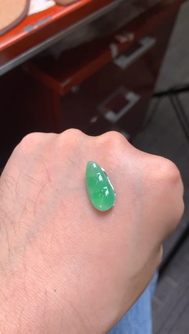 未镶嵌定制翡翠裸玉