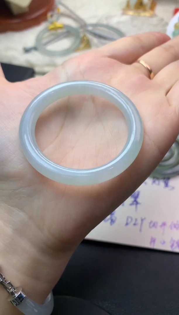 未镶嵌定制翡翠毛货