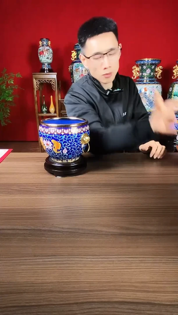 铜景泰蓝龙腾四海聚宝缸