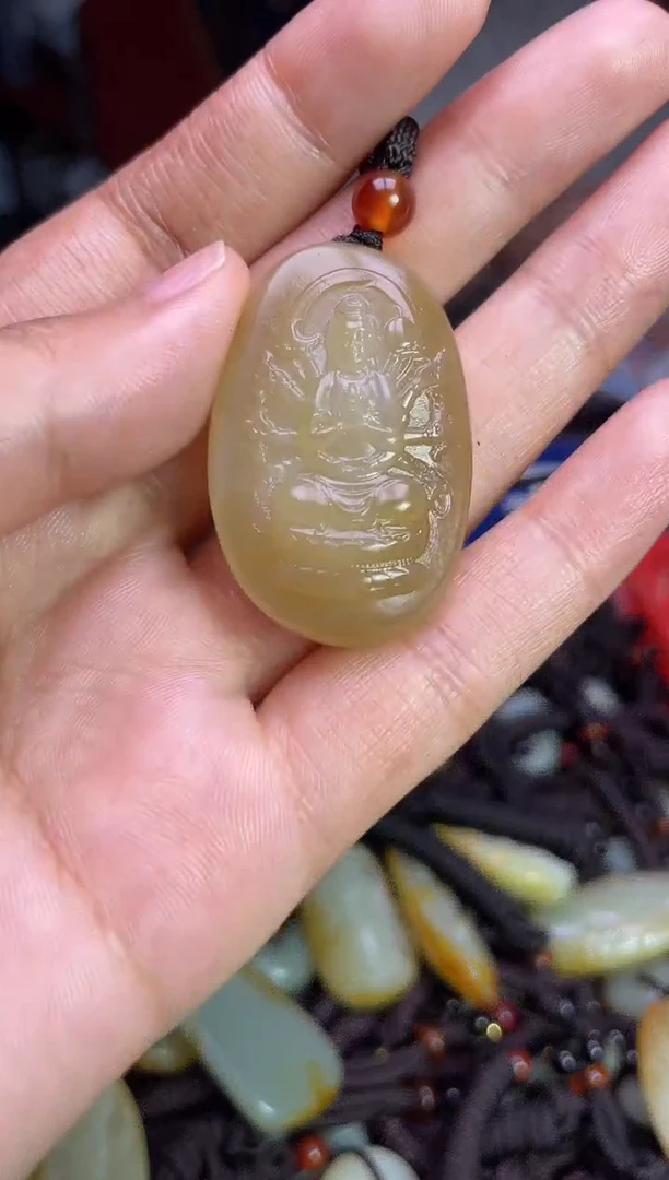 未镶嵌和田玉挂件1