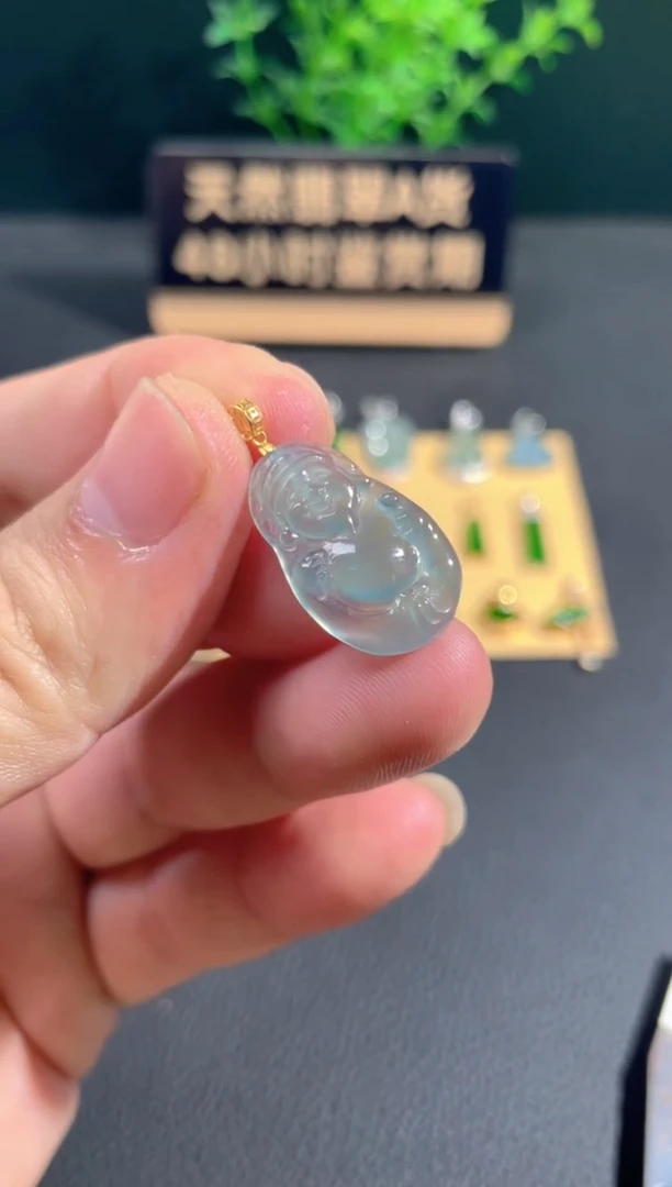 【闪购商品】翡翠颈饰18K金镶嵌翡翠