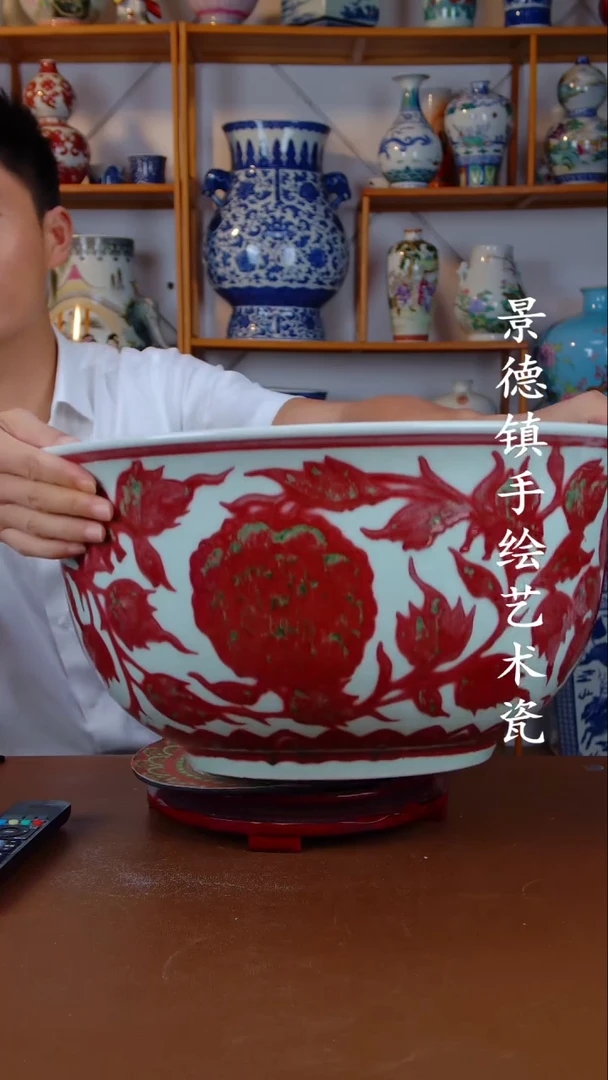 现代景德镇手工手绘陶瓷摆件12