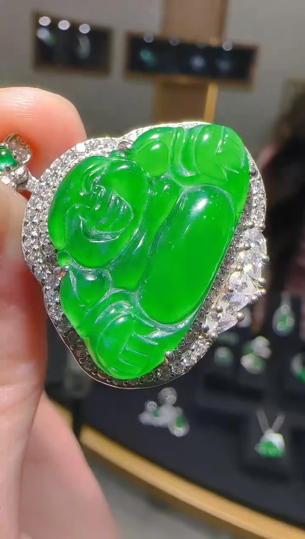 【闪购商品】翡翠吊坠(不含链)银S925镶嵌天然翡翠A货多样性发一件