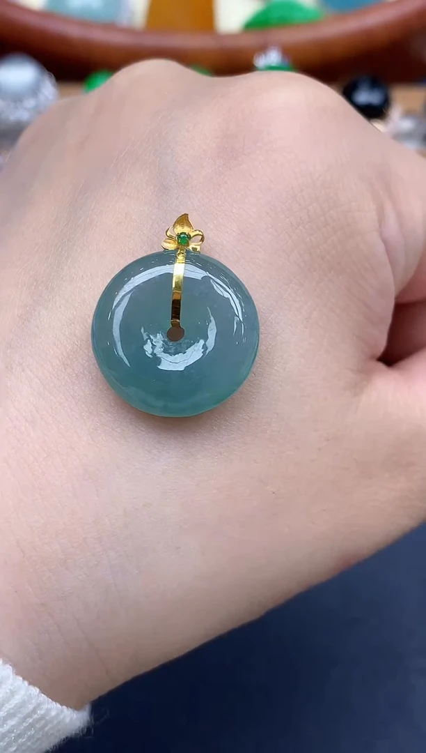 颈饰18K金镶嵌翡翠142-中国好珍宝