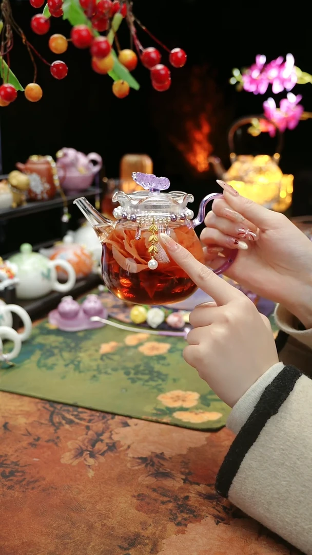 【闪购商品】紫色铃兰花茶壶+链子