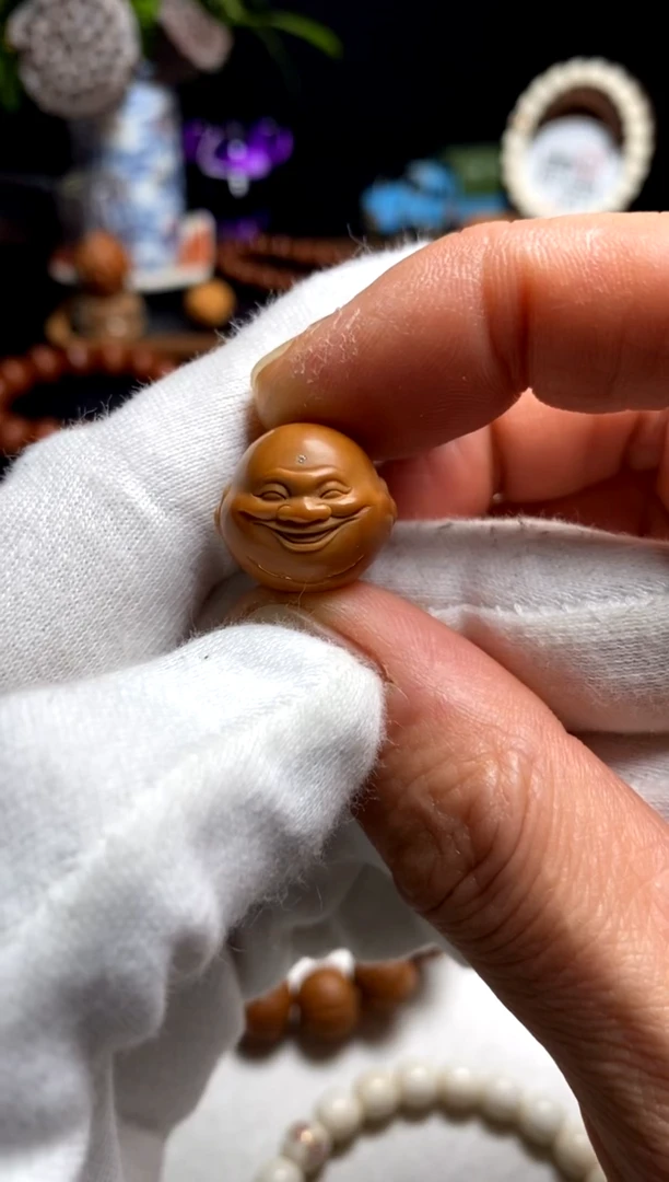 【闪购商品】猴头核桃手串雨墨臻至弥勒