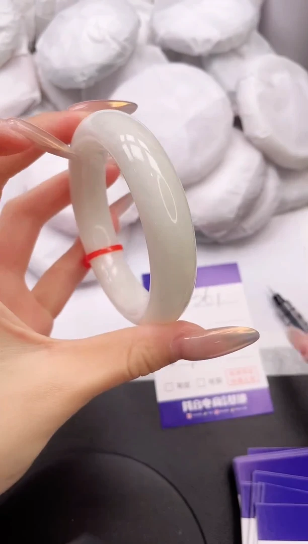 【闪购商品】和田玉手镯未镶嵌3K361-57