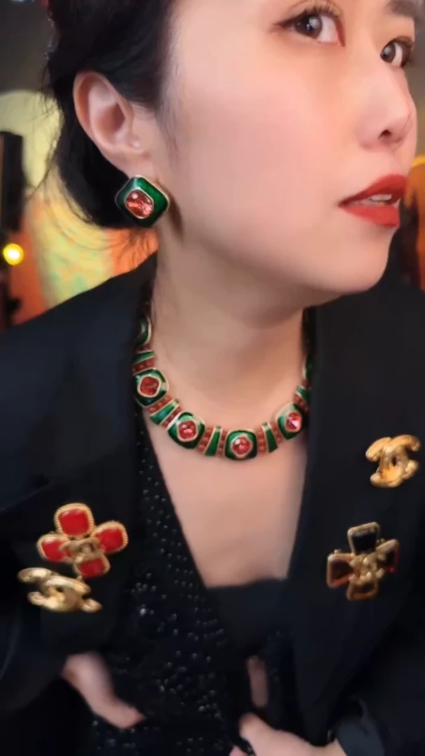 合金无合金无重工复古红绿色项链耳针套装
