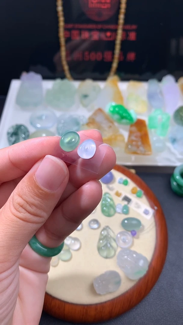 未镶嵌定制翡翠