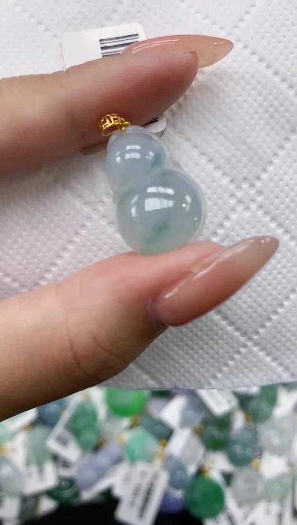 颈饰18K金镶嵌翡翠11111111111