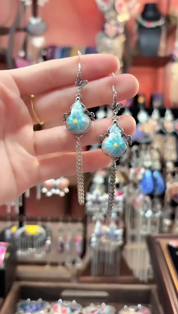 织绣 云织谣民族风精美饰品   657