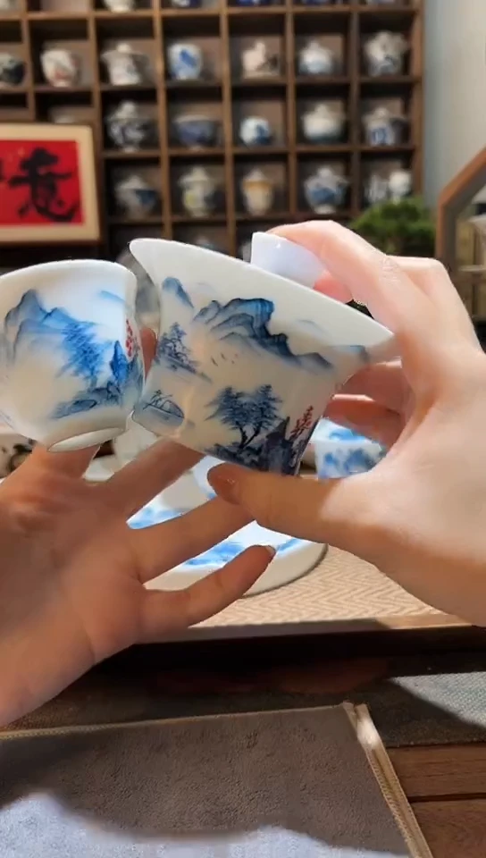 【闪购商品】手绘山水马蹄盖碗+送主人杯