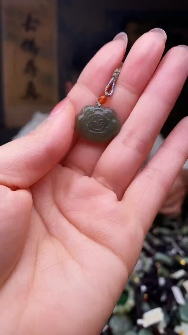 颈饰未镶嵌和田玉多样性发货，拍一发一