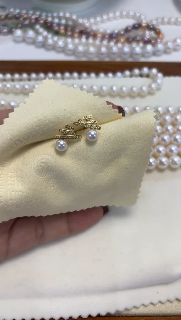 银S925镶嵌耳饰淡水珍珠福利