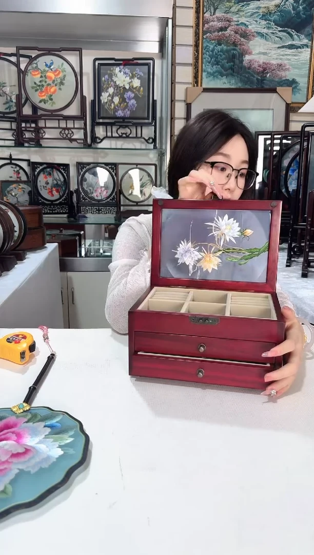 刺绣刺绣苏绣摆台摆件首饰盒