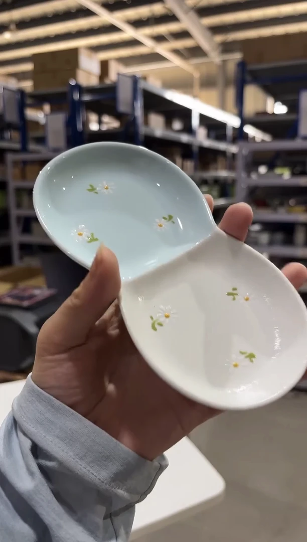 瓷ホワイトディジー もてなしミニプレート（ブルー）