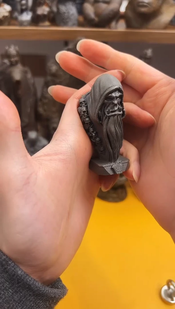 金属?****电实心铁艺---古尔丹