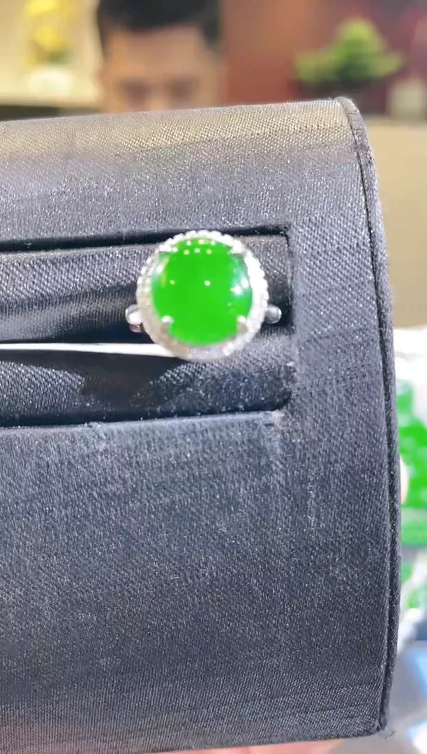 翡翠未镶嵌颈饰天然A货翡翠A7