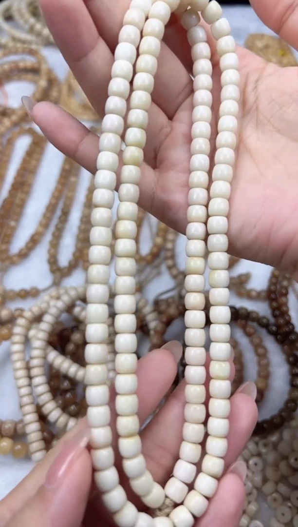 把件龙脊菩提龙脊卡7直切脖挂 小白龙新料子