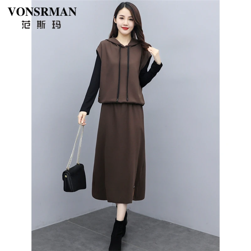 时尚休闲套装女秋季2025新款慵懒风气质连帽马甲卫衣半身裙三件套