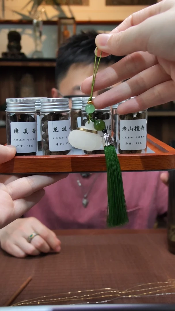 玛瑙/玉髓配珠未镶嵌01（香）玛瑙珠配珠包挂ZD