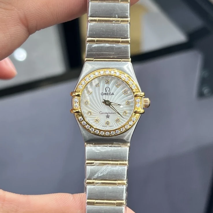 99新 Omega/欧米茄 星座石英腕表22.5mm后钻/公价85999/wh9961