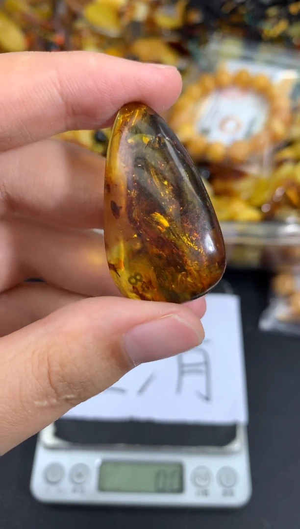 蜜蜡未镶嵌珠宝奇石1