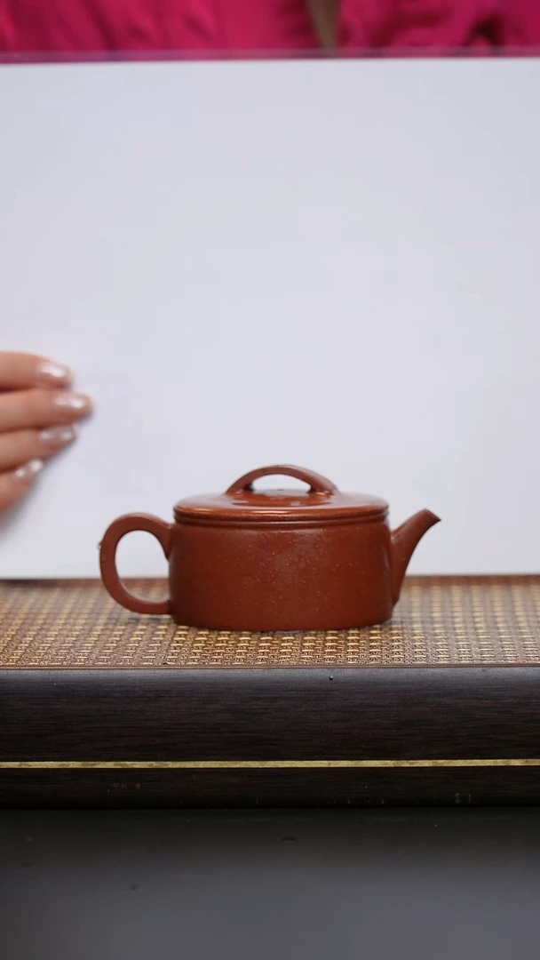 茶壶紫砂红降坡 汉瓦