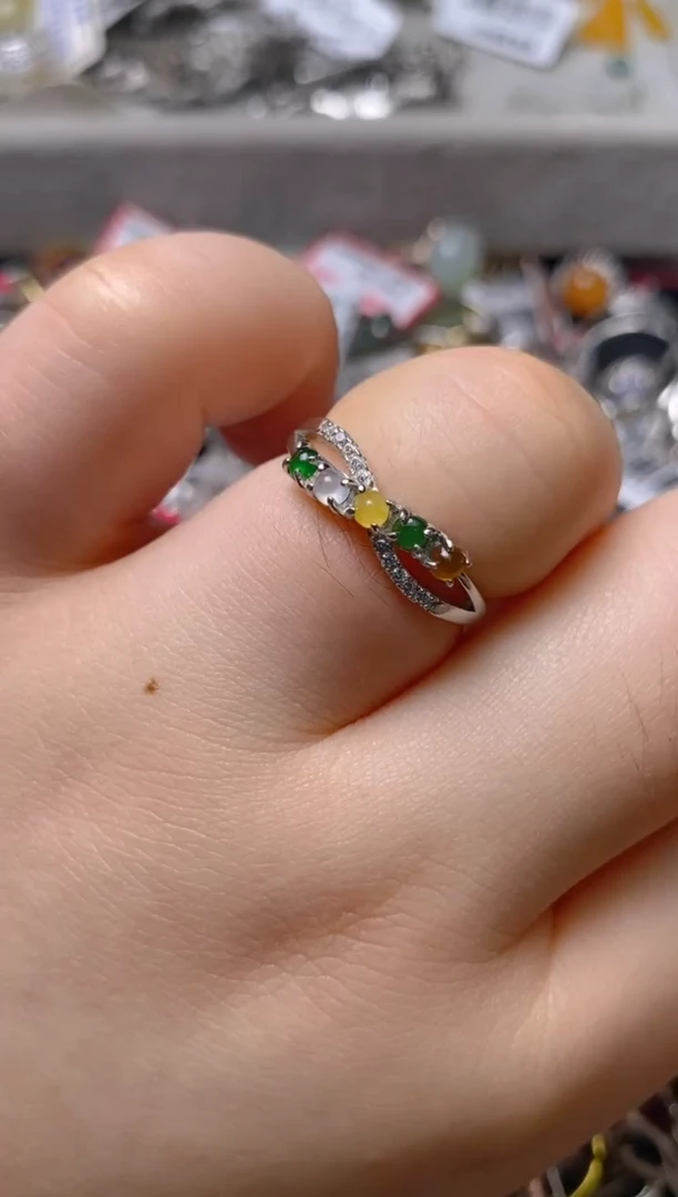 银S925镶嵌戒指翡翠百内无证书