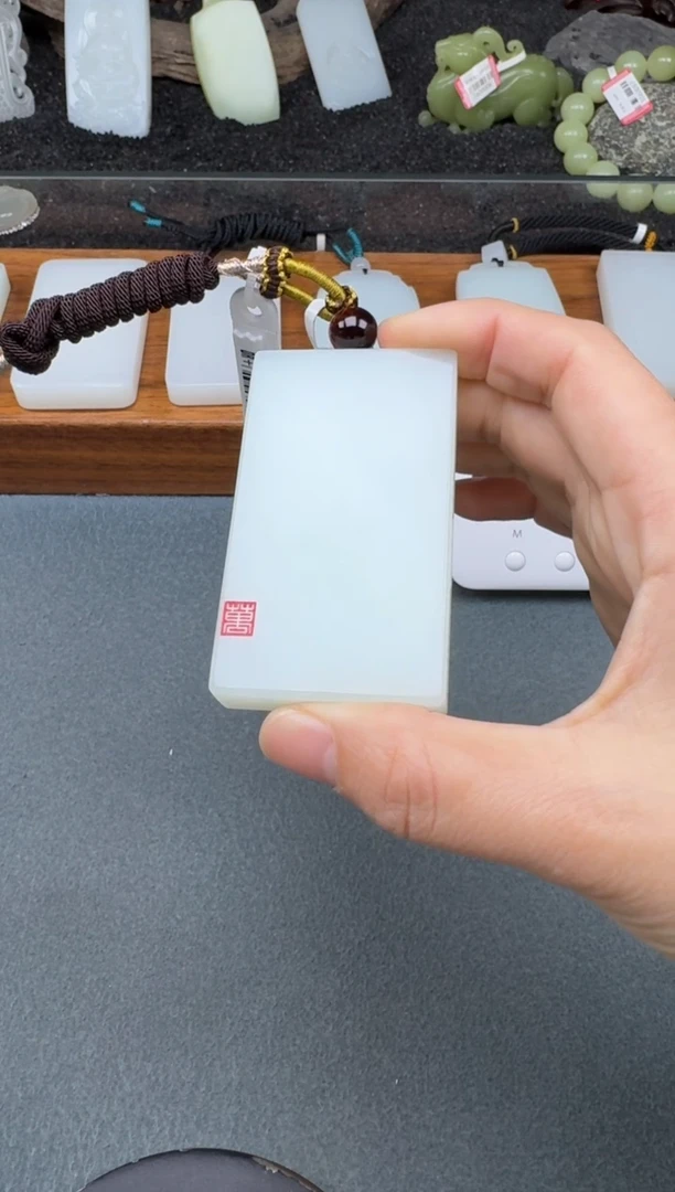 颈饰未镶嵌和田玉2