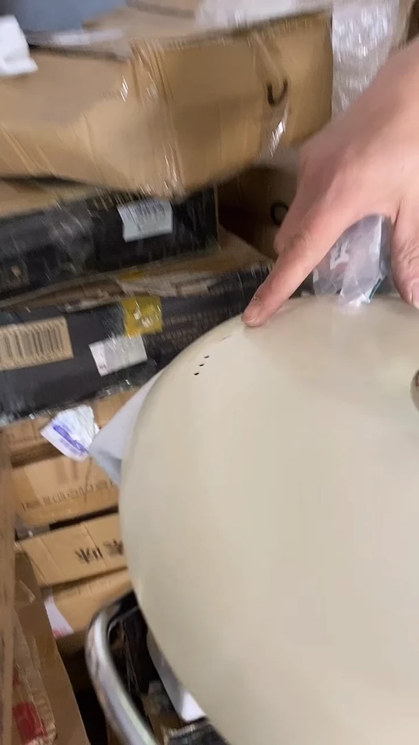 1德马克极铁锅32 鹅蛋锅盖有瑕疵