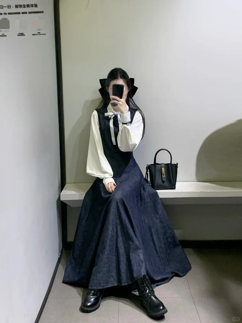 2025早秋新款韩系穿搭氛围感蝴蝶衬衫上衣搭配牛仔背带裙两件套女