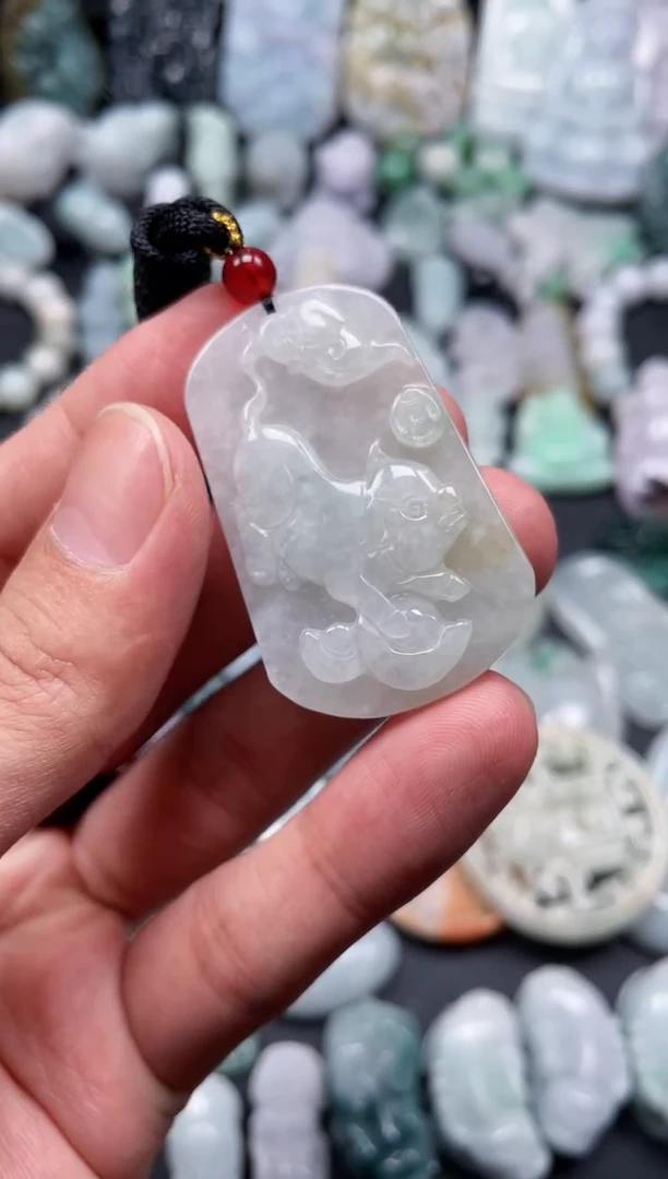 翡翠未镶嵌颈饰天然翡翠a货